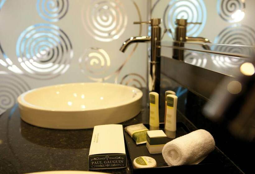 Номер Deluxe, Hotel Riu Plaza Panama