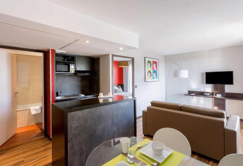 Президентский Люкс, Best Western Park Hotel Geneve Thoiry