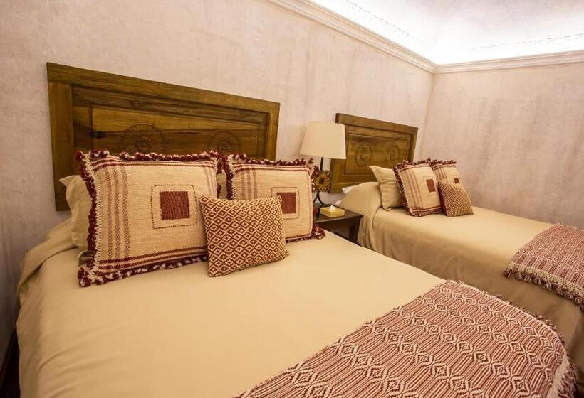 سوییت, Boutique Los Pasos & Spa