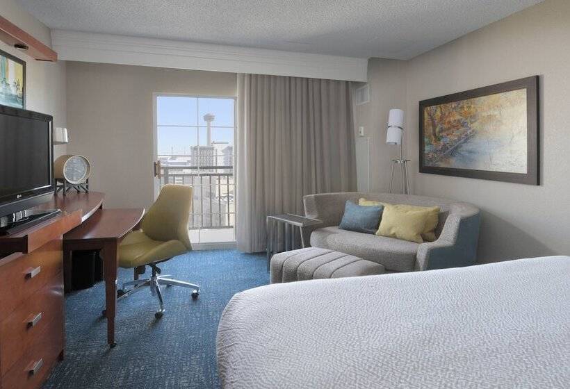 Habitació Estàndard Llit Matrimoni amb Vistes, Courtyard By Marriott San Antonio Riverwalk