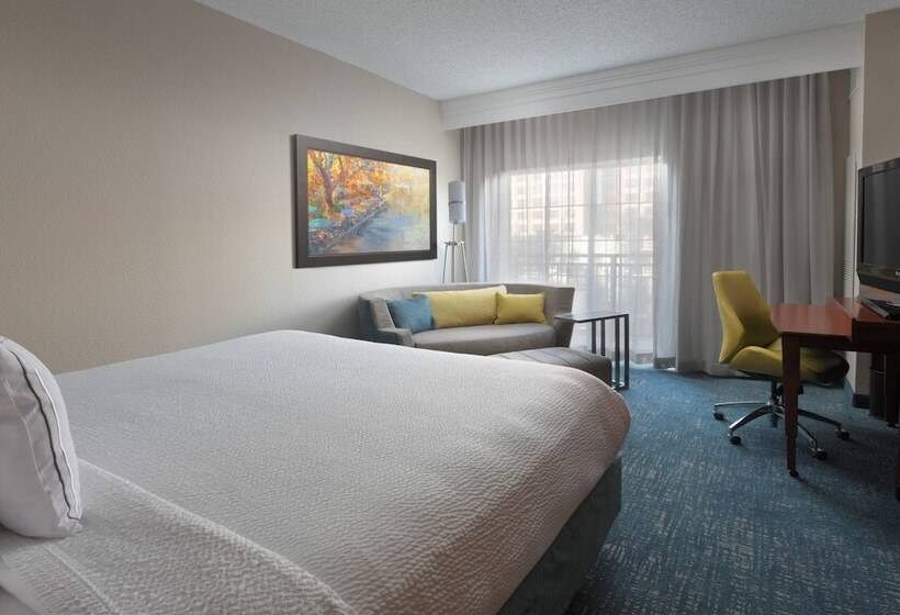 Habitació Estàndard Llit Matrimoni amb Vistes, Courtyard By Marriott San Antonio Riverwalk