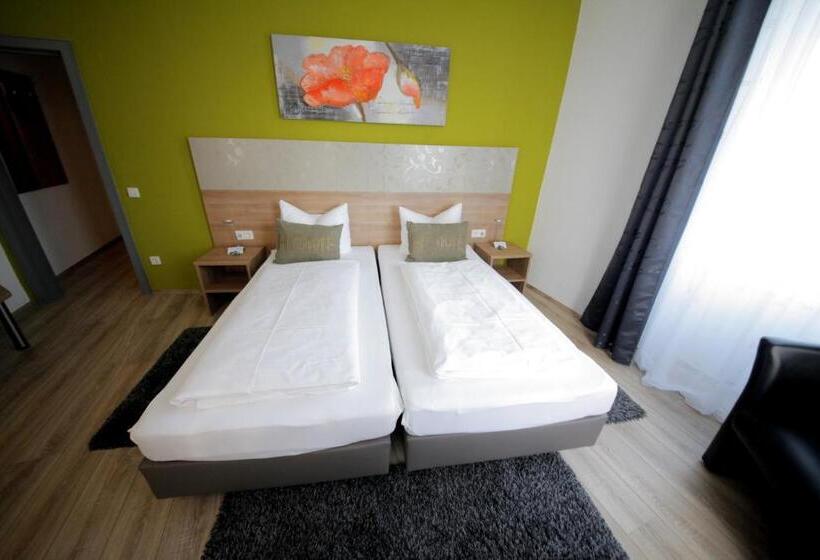 Номер Стандарт, Parkhotel Villingen Und Boardingzimmer