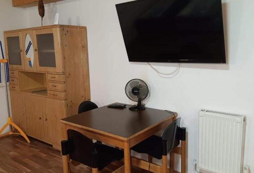 Апартаменты 1 Спальня Вид на Сад, Geinberg Suites & Via Nova Lodges