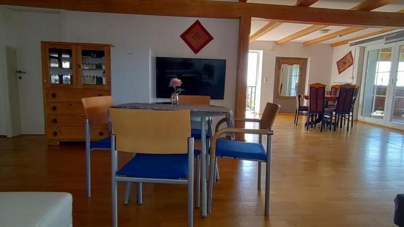 발코니가 있는 스위트, Geinberg Suites & Via Nova Lodges