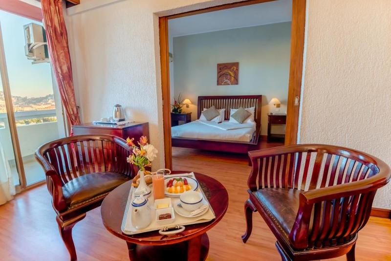 Люкс Кровать Кинг, Comfort Suites North