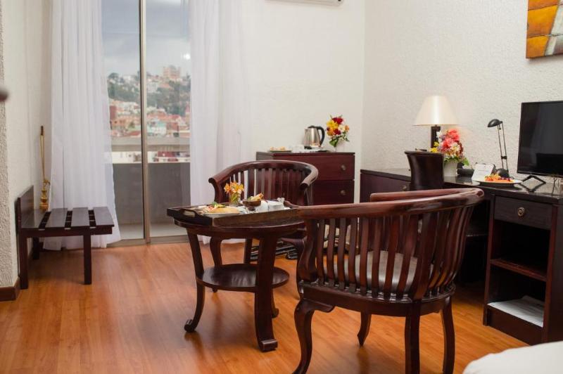 Suíte Cama King, Comfort Suites North
