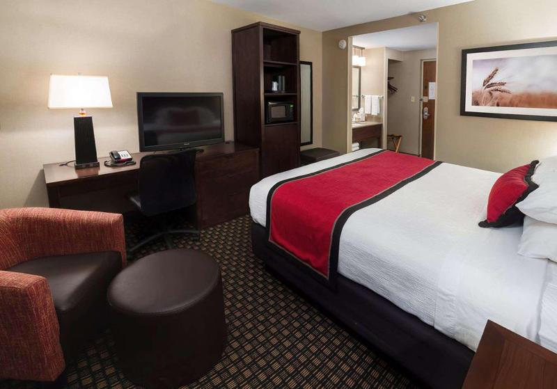 Номер Стандарт Кровать Кинг Адаптированный для Инвалидов, Hampton Inn Twin Falls Id