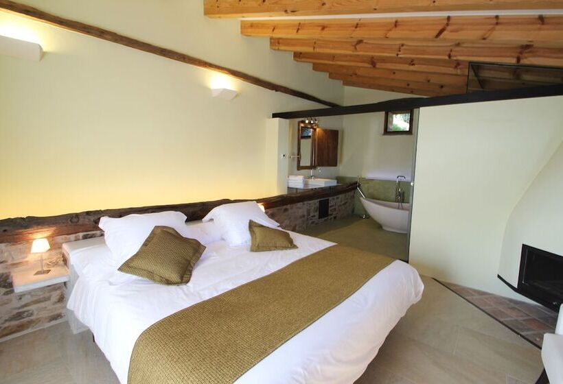 Полулюкс, Can Cuch Hotel   Restaurante