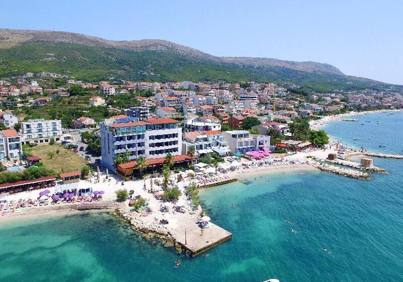 Pokój Klasyczny, Gala Split