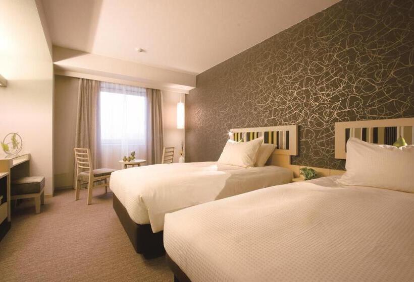 Номер Стандарт, Resol Trinity Kanazawa