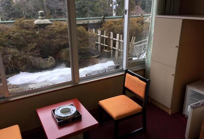 اتاق استاندارد, Yamashiro Onsen Yuzankaku