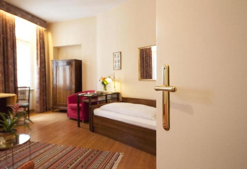 수피리어 스튜디오, Mondial Appartement