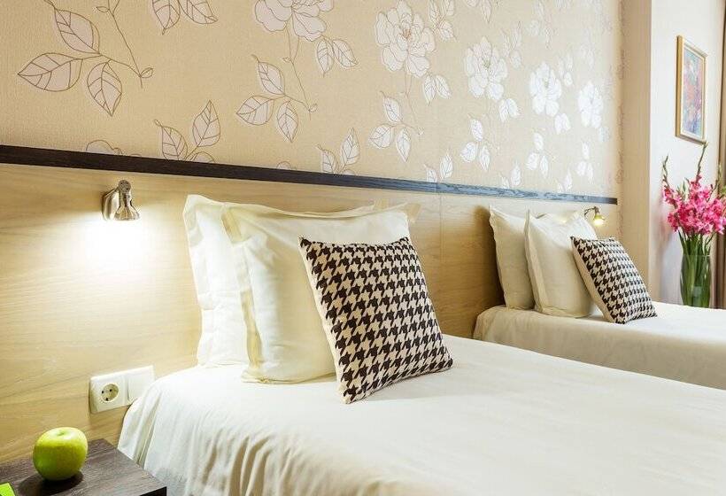 Quarto Superior, City Avenue Hotel By Hmg Free Parking Free Wi Fi