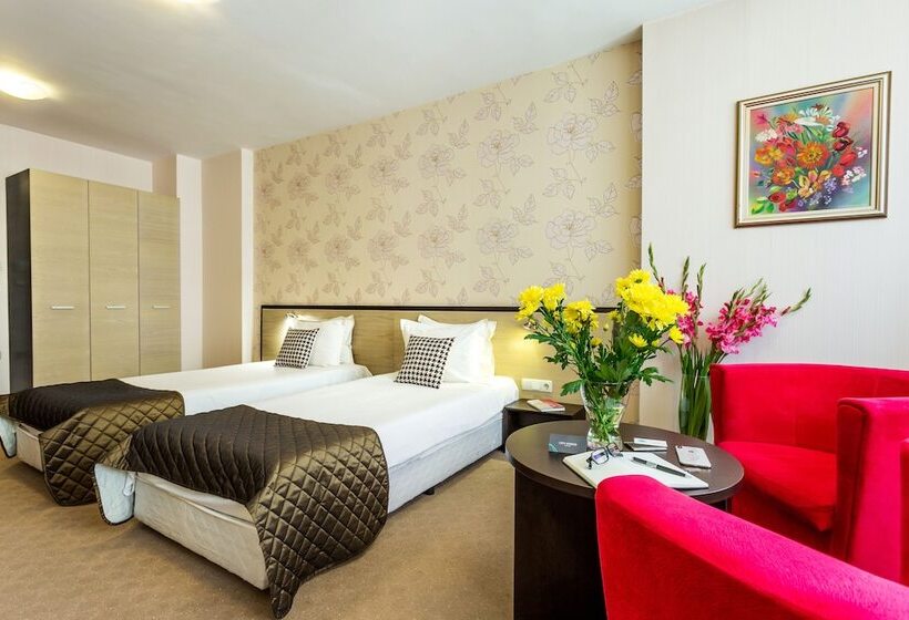 Quarto Superior, City Avenue Hotel By Hmg Free Parking Free Wi Fi