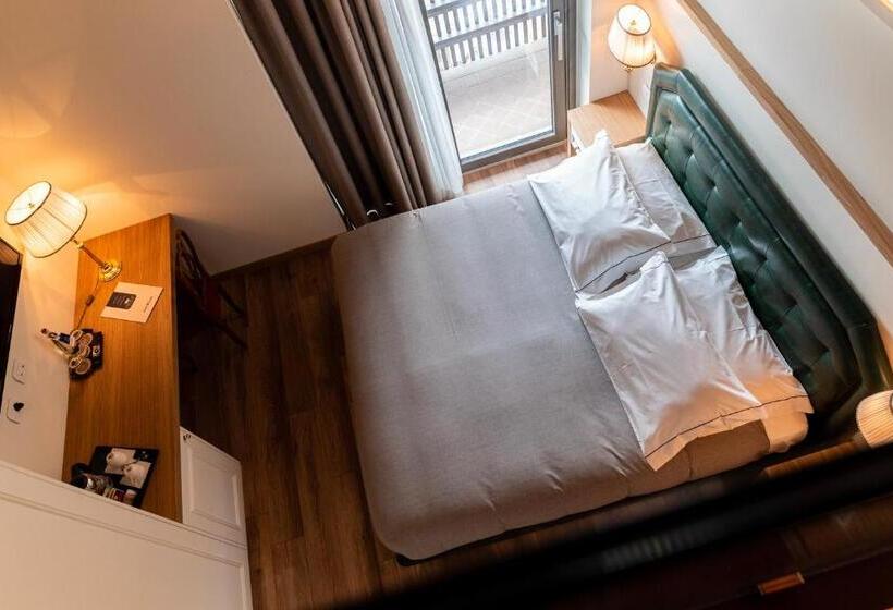 デラックスの４人部屋, Cristallo Club