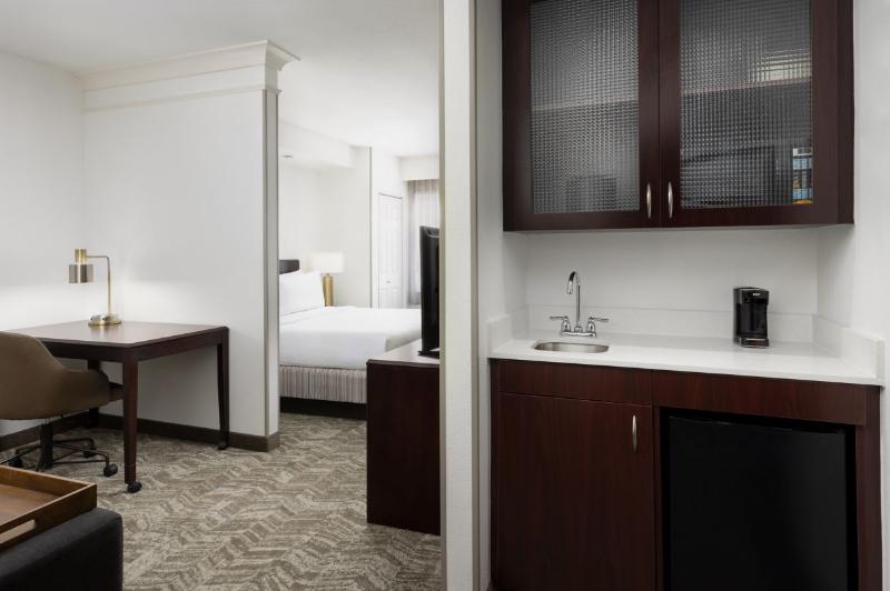 Люкс Адаптированный для Инвалидов, Holiday Inn Express & Suites Waxahachie, An Ihg