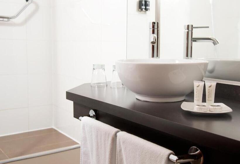 Люкс, Solace Hotel Puerto Varas