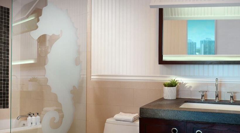 Люкс Вид на Море, Sole Miami A Noble House Resort