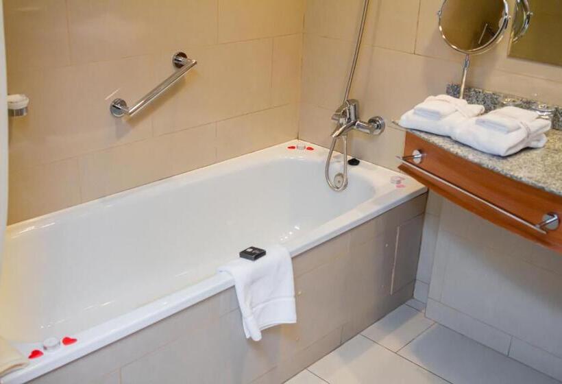 سوییت جونیور, Sonesta Hotel Osorno