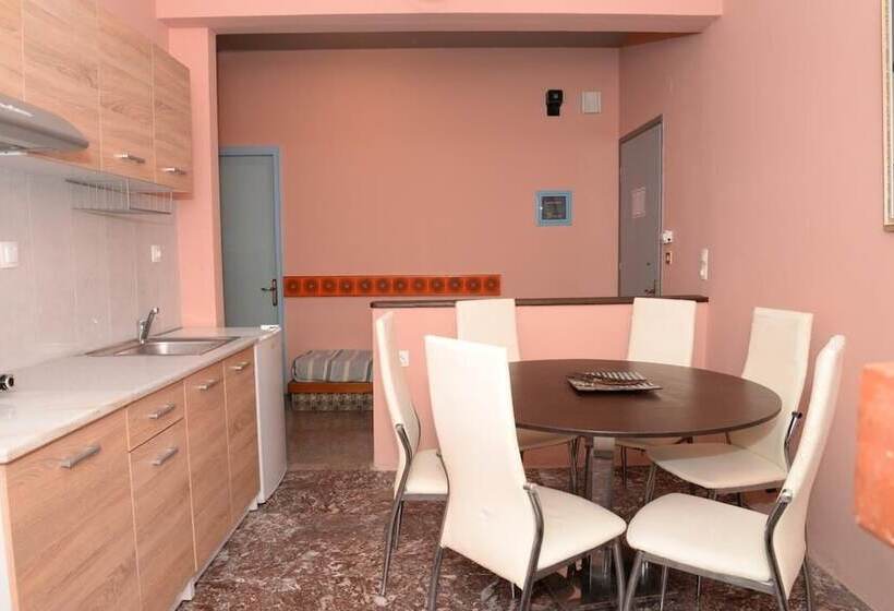 Апартаменты 3 Спальни, Villa Yannis