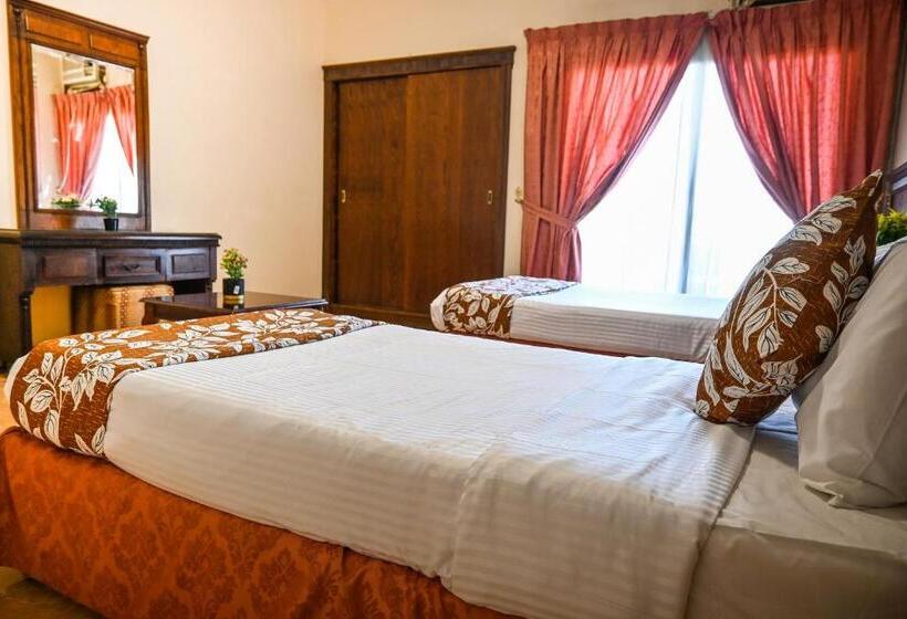 Family Suite, سيلين الفيصلية   Celine Al Faisaliah