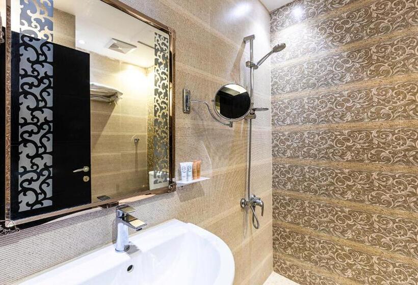 Полулюкс, Luma Homes