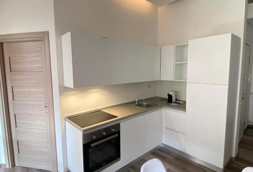 اتاق پریمیوم چهارنفره, Suite Boutique Moscova
