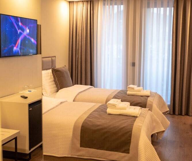 标准间, Royal East Resort