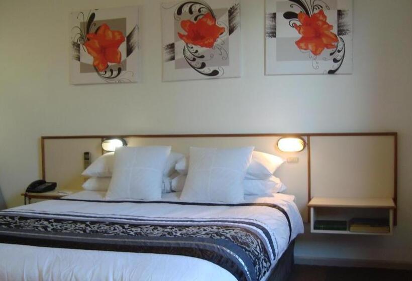 스탠다드 룸, Country Comfort Gin Gin Wild Scotsman Motor Inn Qld