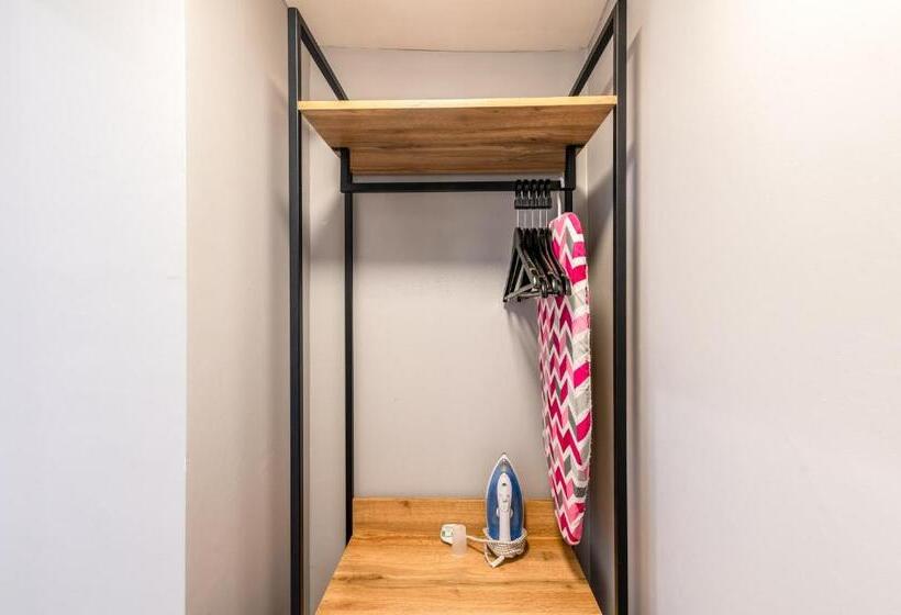 Стандартный Номер Нижний Этаж, Kensington Rooms   Warwick Road