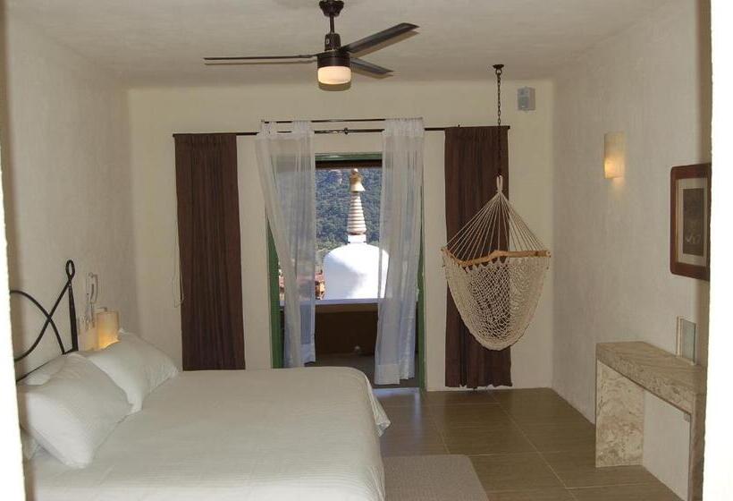 带大床的套房, Hostal De La Luz