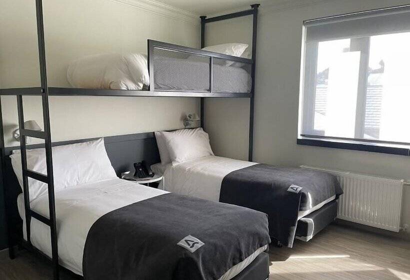 Quarto Triplo Estandar, Almasur Punta Arenas