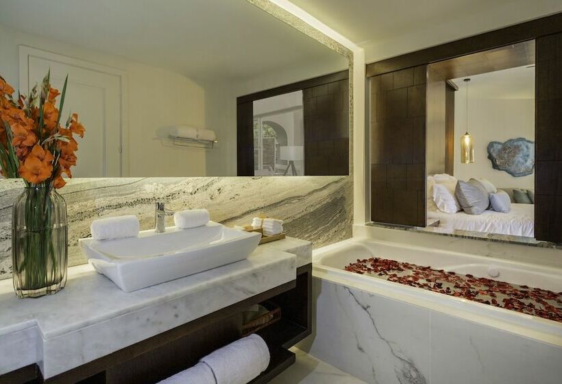 Junior Suite Cama King, Secrets Royal Beach Punta Cana - Adults Only - All Inclusive