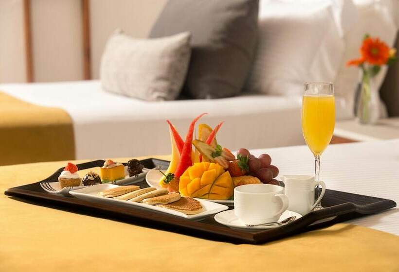 带大床的小型套房, Secrets Royal Beach Punta Cana - Adults Only - All Inclusive