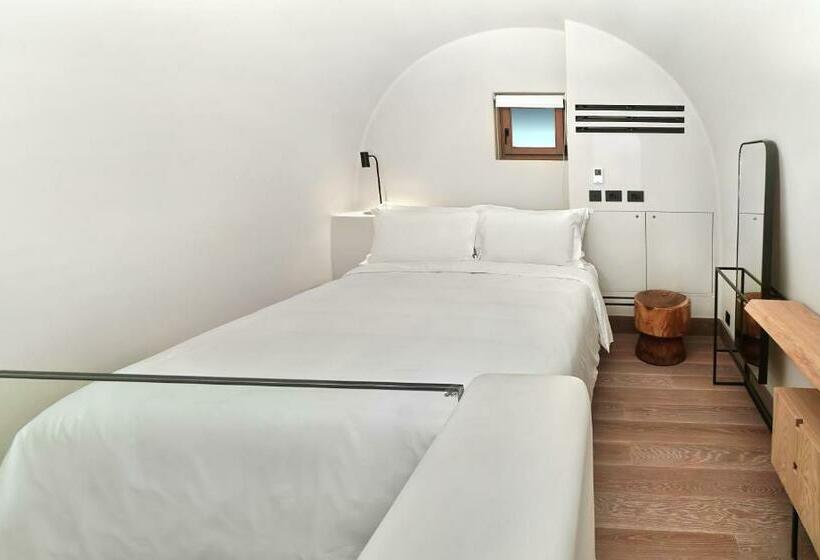 Номер Superior, Radisson Blu Zaffron Resort, Santorini