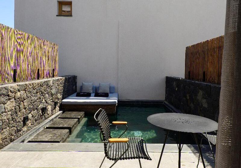 Полулюкс, Radisson Blu Zaffron Resort, Santorini