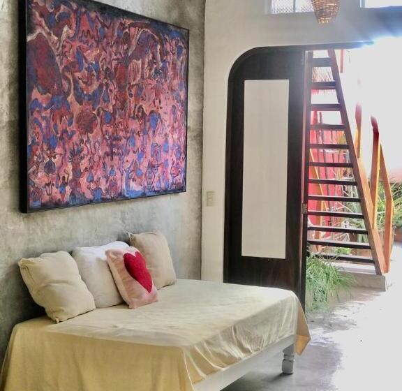 Standardrum, Casa Love