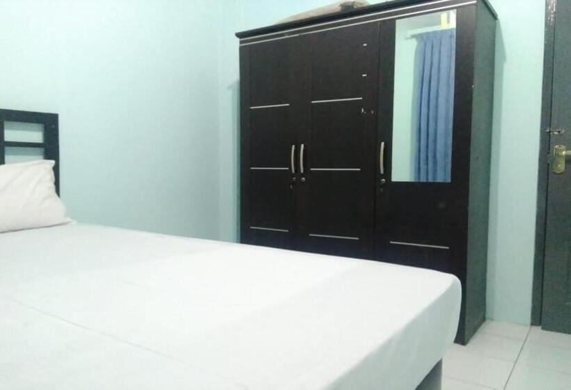 Номер Стандарт, Oyo 90766 Gardenia Boarding House