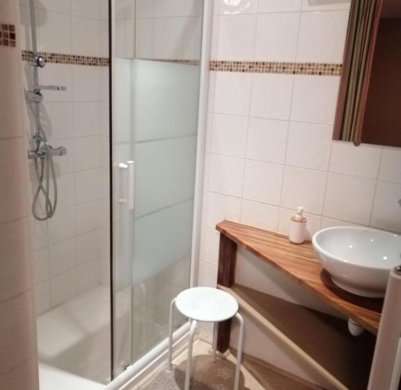 Номер Стандарт, Chambres D Hotes Sermus