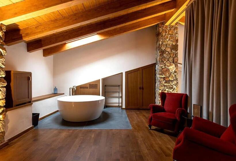 Люкс с Террасой, Casa Gran 1771   Montrubí Winery Hotel   Adults Only