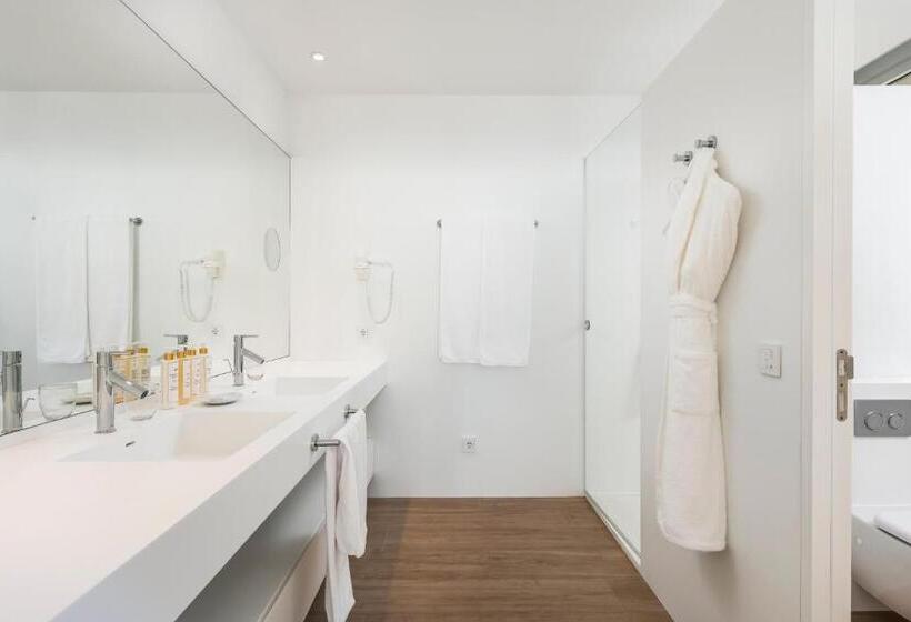 Вилла 3 Спальни, Los Jardines de Abama Suites