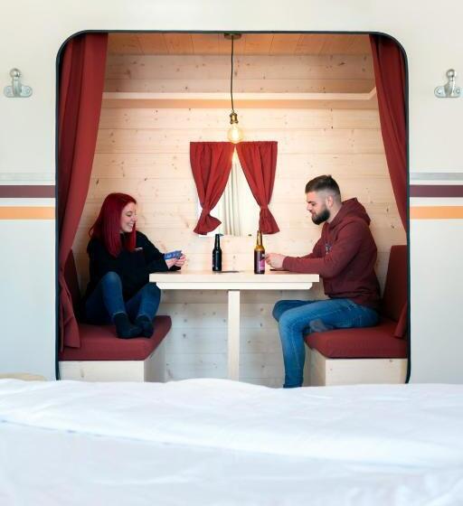 اتاق لوکس, Peanut Mountain Lodge & Le Communal