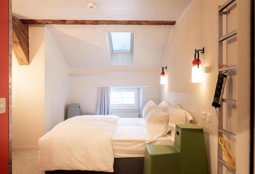اتاق استاندارد, Peanut Mountain Lodge & Le Communal