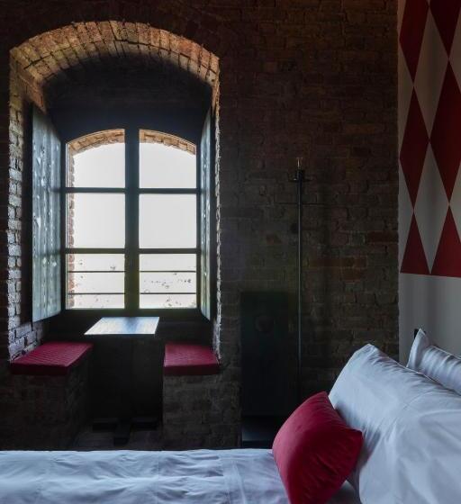 Четырехместный Номер Deluxe, Rocca Di Arignano
