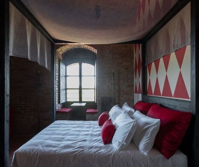 Четырехместный Номер Deluxe, Rocca Di Arignano