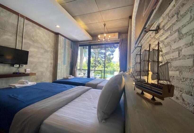 اتاق استاندارد با چشم‌انداز استخر, Windy Seaview Resort