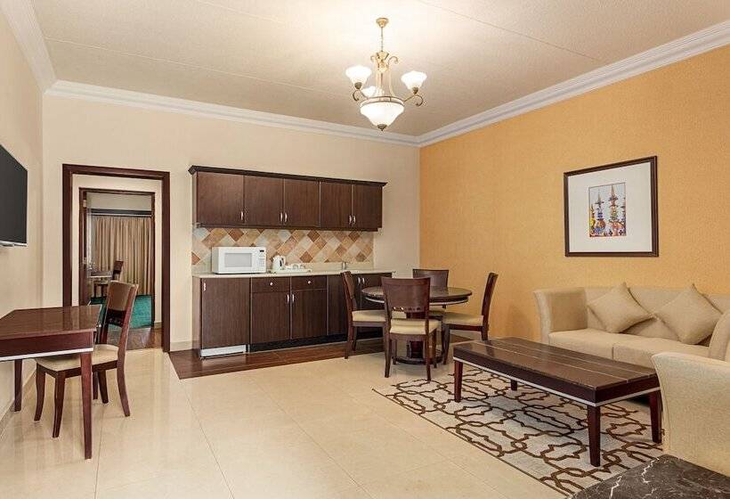 스위트, Ramada By Wyndham Dammam Khaleej Road