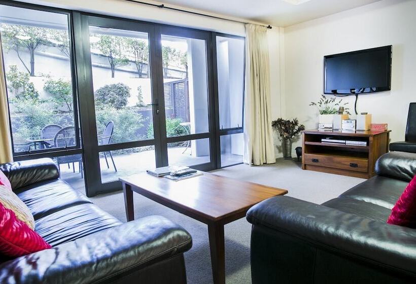 Апартаменты 2 Спальни, The Glebe Apartments