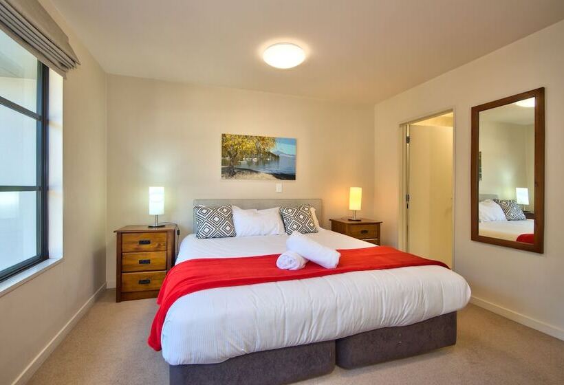 Апартаменты 3 Спальни, The Glebe Apartments