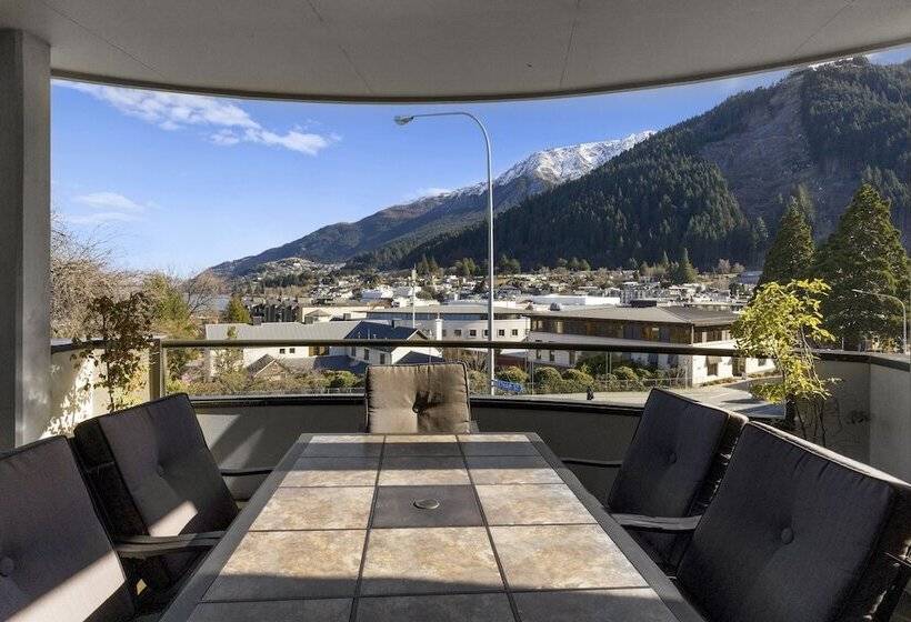 Апартаменты 3 Спальни, The Glebe Apartments